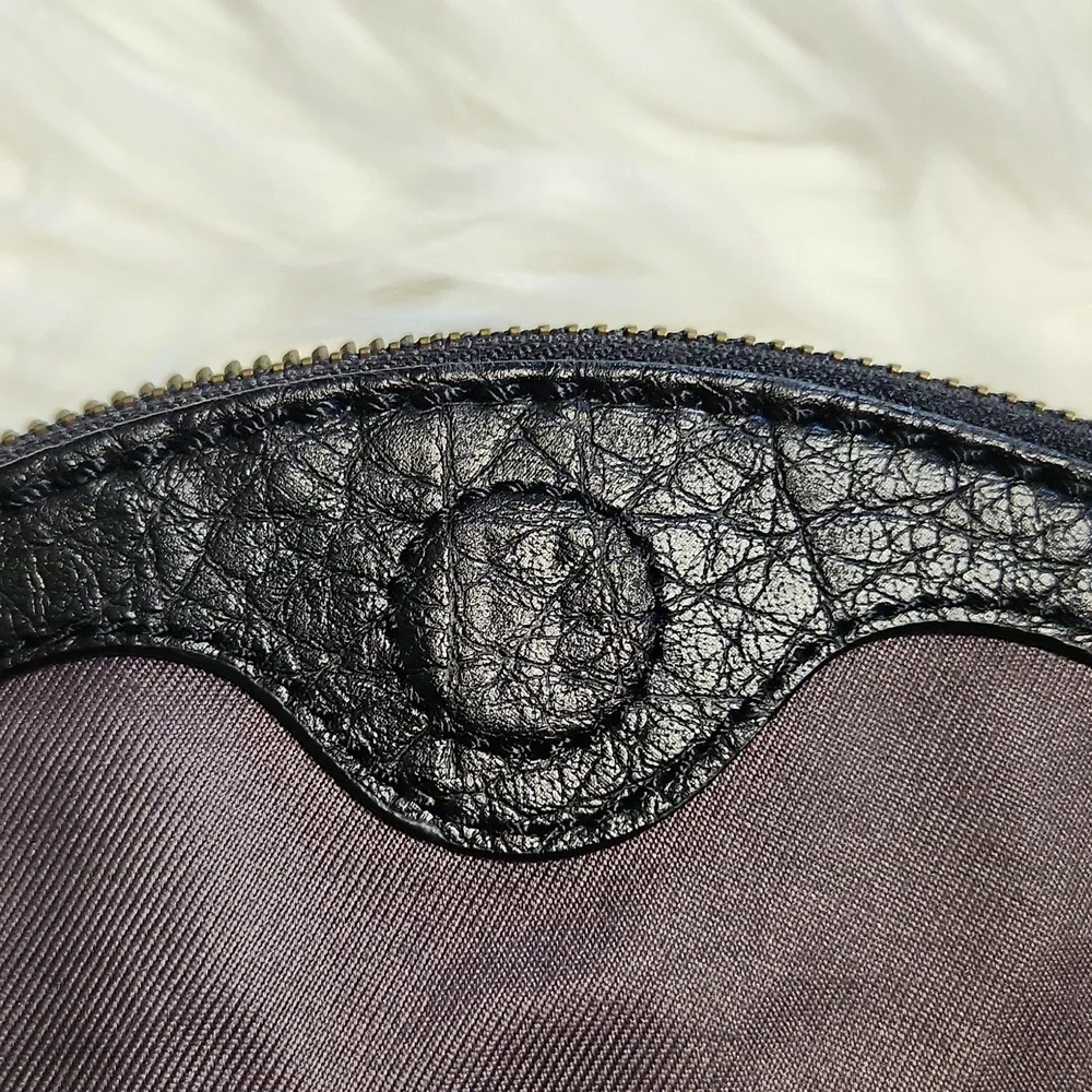 The Sak Silverlake Leather Crossbody Bag - Picture 15 of 16